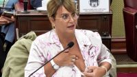“No falté porque estaba de joda”: Amalia Granata mostró el busto en la Legislatura para desmentir sus ausencias