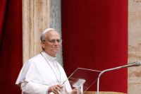 El Papa León XIV celebró su primer Ángelus después de recibir el alta: "Gracias a los que rezaron por mí" 