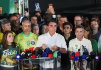 Flávio Bolsonaro abandonó Brasil tras la derrota electoral y viaja rumbo a Estados Unidos