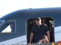 Así mostraron los medios cómo llegaba Flávio Bolsonaro a Estados Unidos
